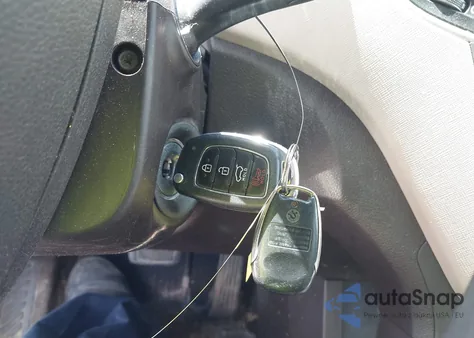 2017 Hyundai Santa Fe Sport 2.4L from USA, damaged, VIN 5NMZUDLB1HH028370